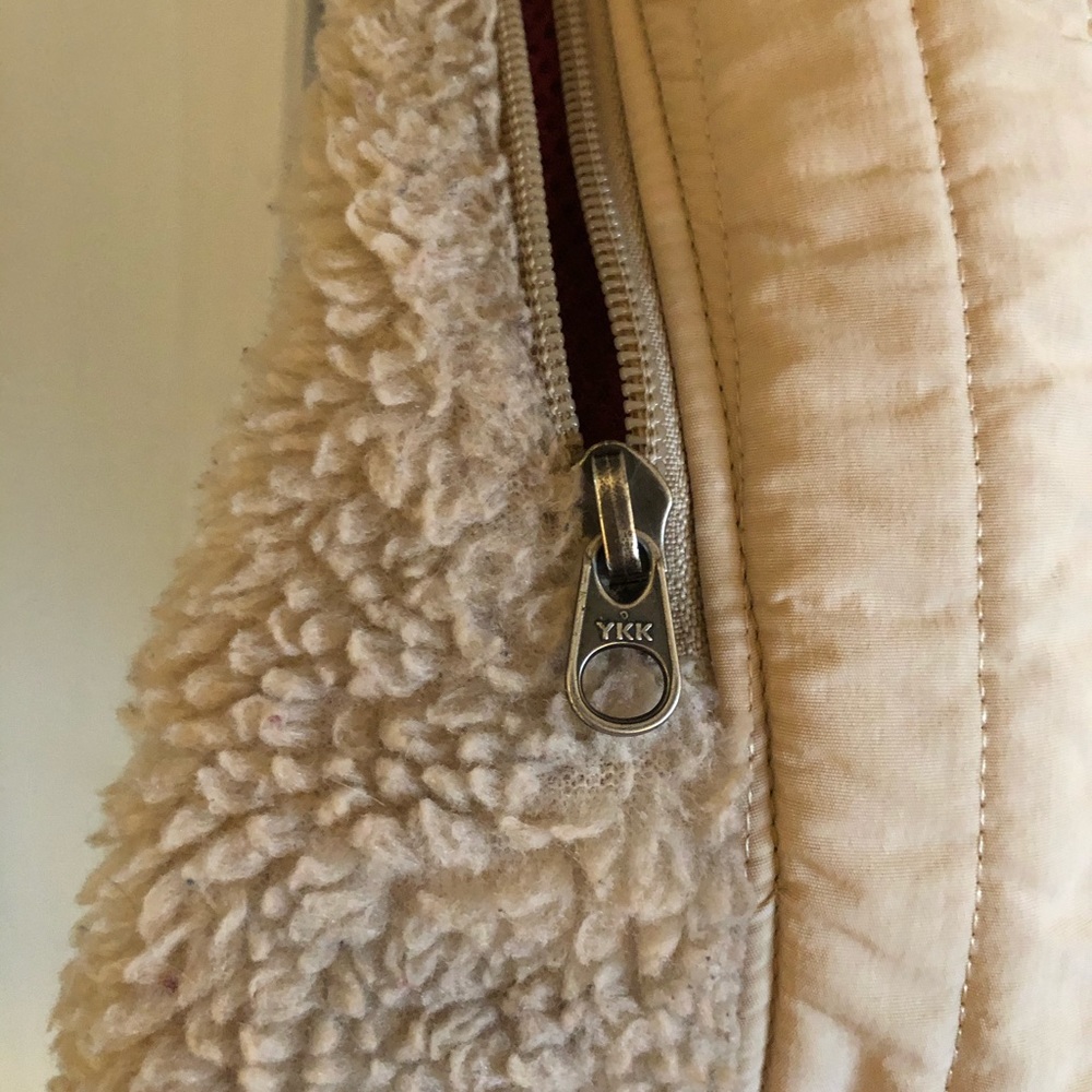 PATAGONIA Cream RetroX Vest size XS - Picture 8 of 16